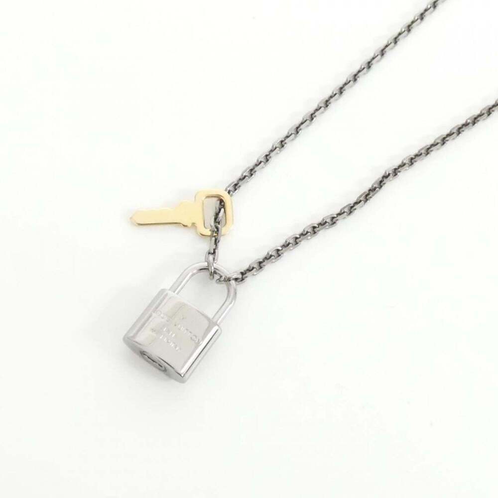 LOUIS VUITTON Gold Necklace - Picture 3 of 6